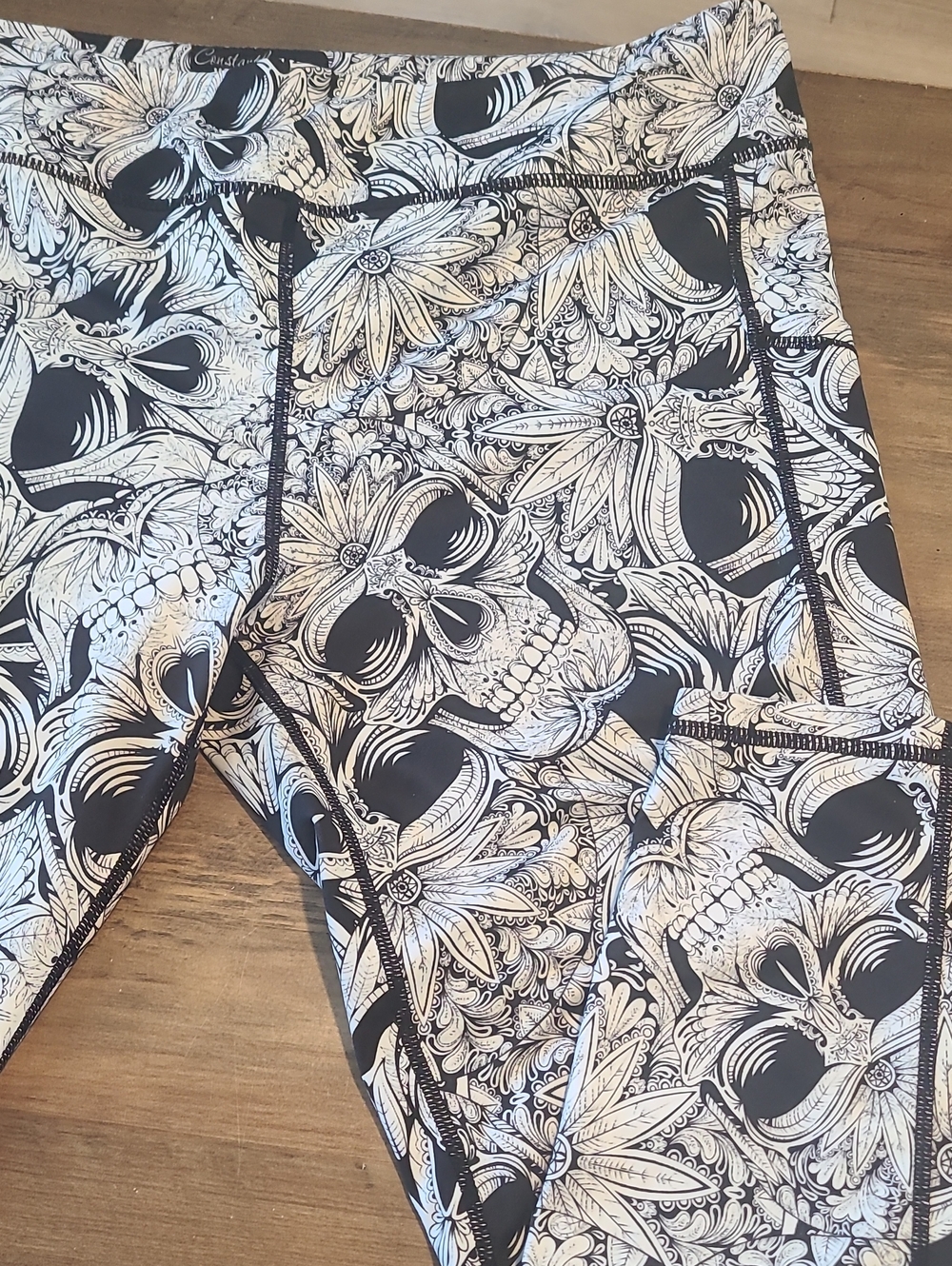 CVG XXL Black & White Skull Print Leggings - Constantly Varied Gear